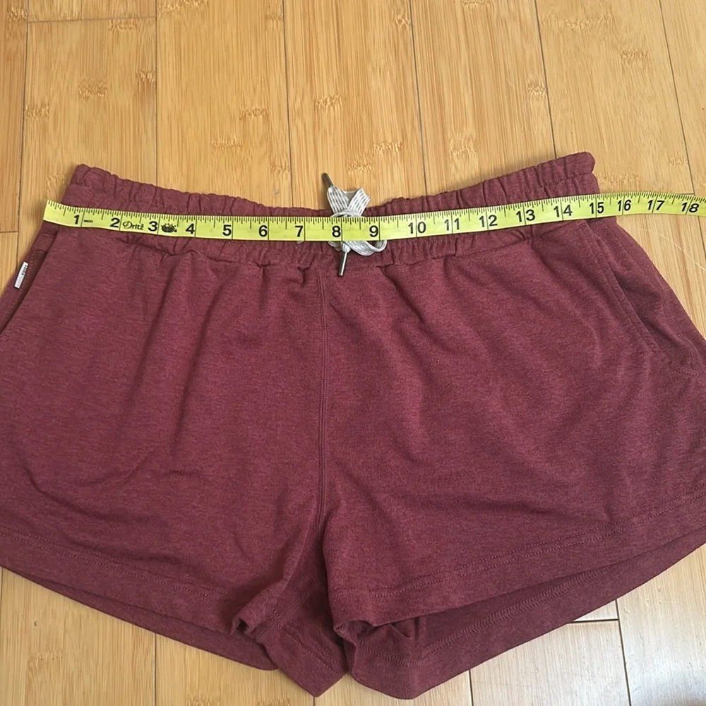 Vuori Women's Pink Halo Shorts NWOT